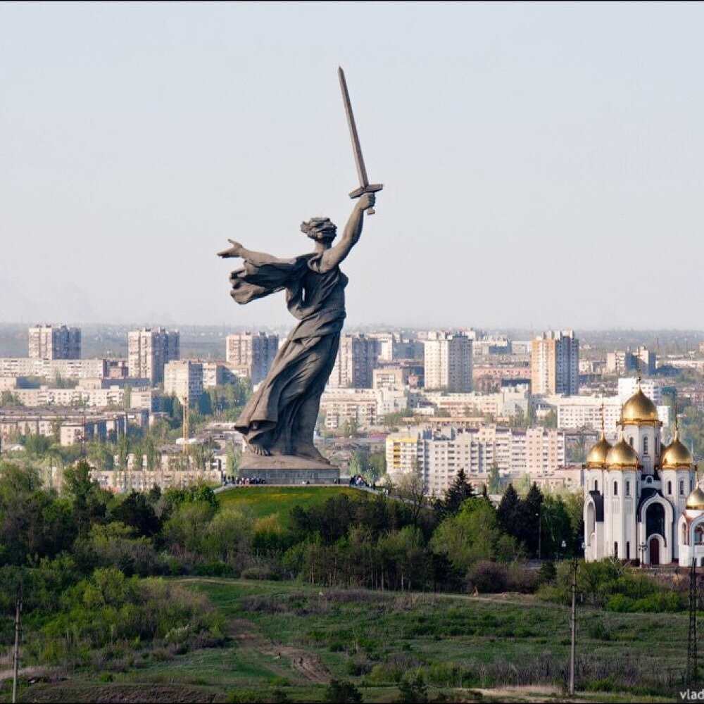 Волгоград высокая. Столица Волгограда. Родной город Волгоград. Мой город Волгоград. Путешествие города Волгоград.