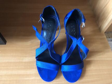 Босоножки Bershka