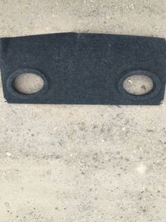 Автомобильная акустическая полка Нива Шевроле