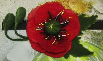 Брошка из шерсти, мак, большая