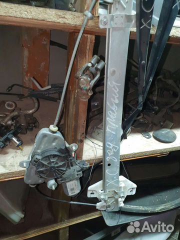 Стеклоподьемник на хундай Солярис 2012г