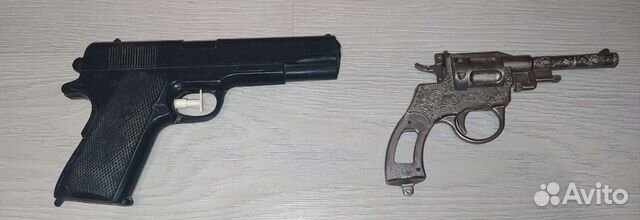 Игрушка пистолет СССР