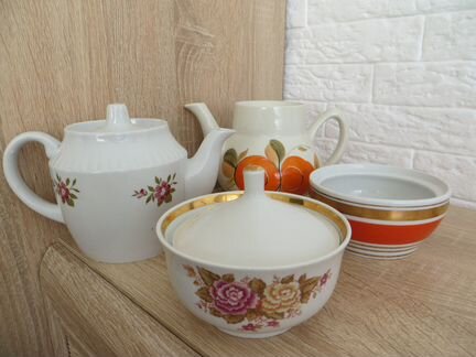 Чайники заварочные и сахарницы,винтаж