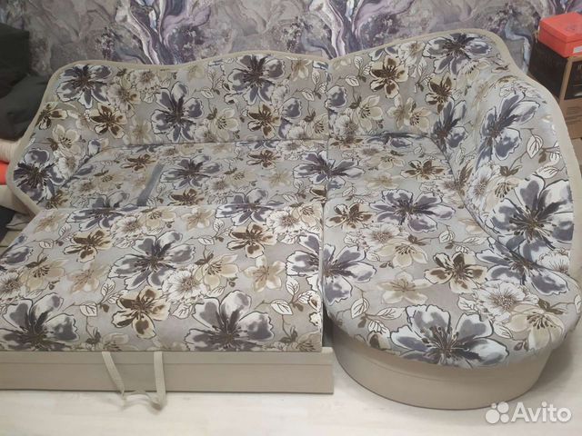 Угловой диван