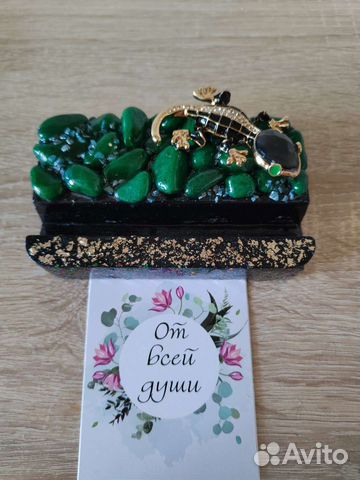 Подставка для телефона из эпоксидной смолы