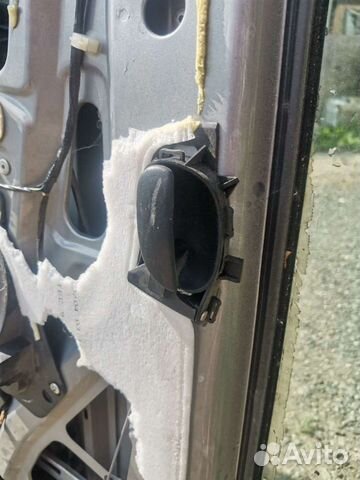 Ручка двери внутренняя правая peugeot 206 купе