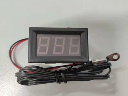 Термометр авто с питанием от 12 вольт. Новые