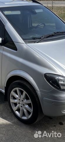 Крыло правое/левое на мерседес виано