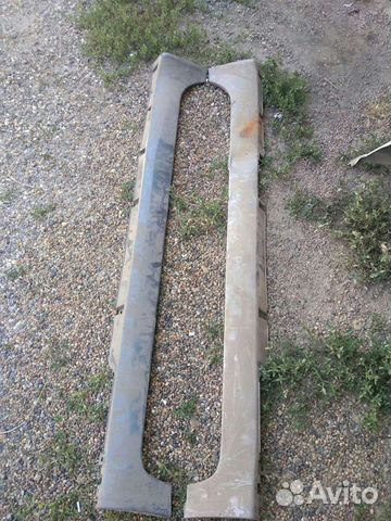 Накладки на пороги.Ниссан Primea