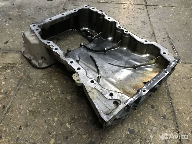 Поддон верхняя часть Dodge Challenger 3.6 ERB