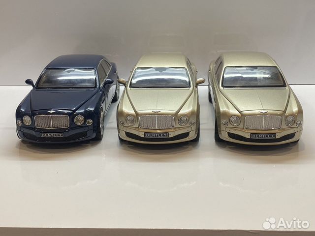 Модель Bentley Mulsanne 1:18 Rastar