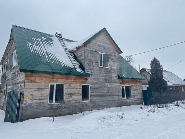 Дом 280 м² на участке 15 сот.