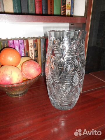 Ваза для цветов хрустальная