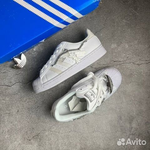 Adidas Superstar Queen