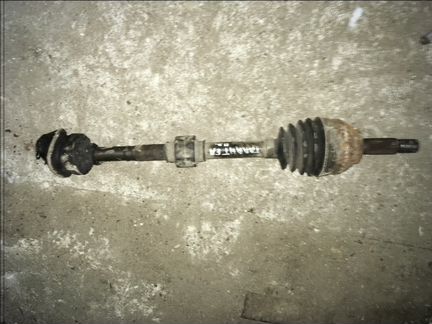 Полуось левая Mitsubishi Galant EA 97-03год