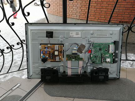 Телевизор LG 32LH530V (Разбор)(По запчастям)