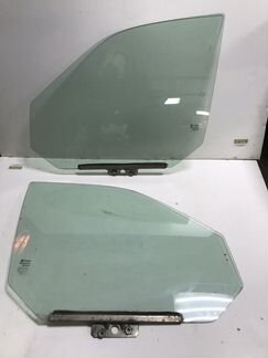 Стекло передней двери, левое, правое, Приора