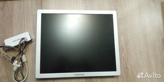 Samsung SyncMaster 770p на запчасти монитор