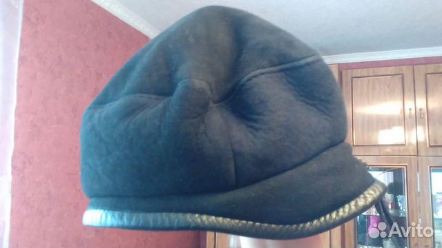 Продам женский берет из дублены