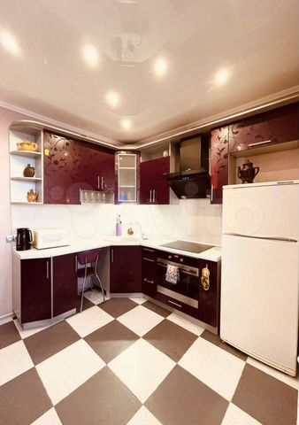 1-к. квартира, 42 м², 9/12 эт.