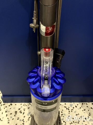 Пылесос Dyson DC 42 allergy