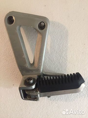 Кронштейн задний левый Suzuki GSF 1200 96 - 00