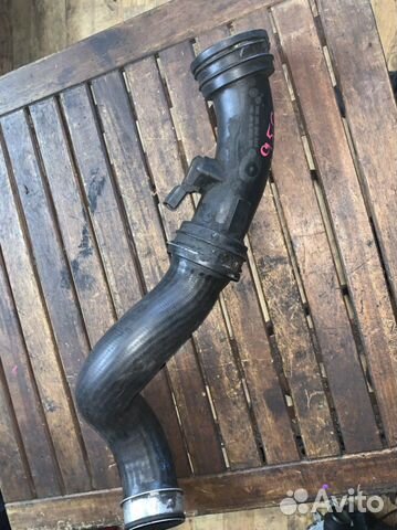 Патрубок интеркулера vw transporter t5