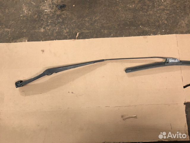 Skoda rapid Поводок щёток