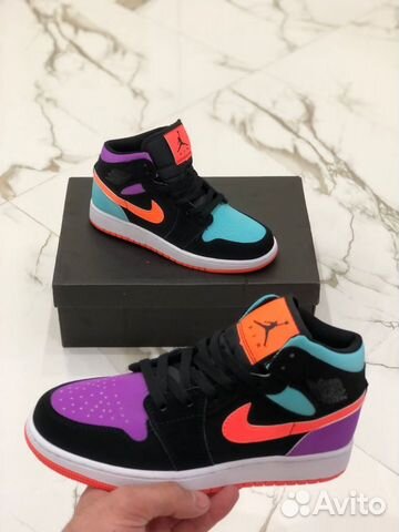 Кроссовки Nike Air Jordan 1