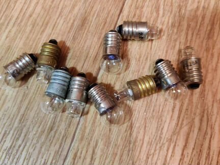 Лампочки 2,4в и 3,5 в