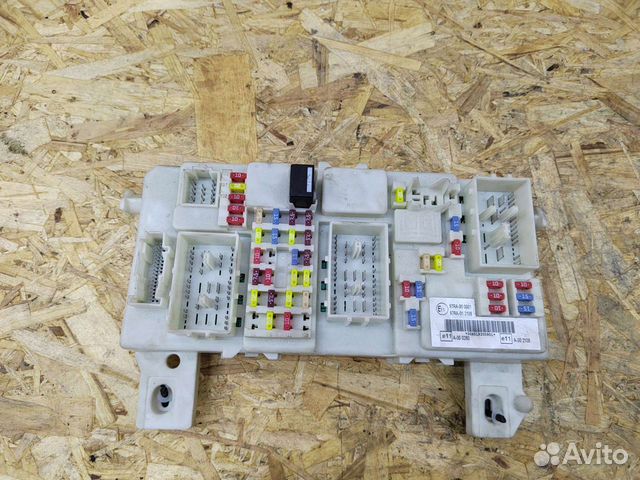 Салонный блок предохранителей Gem Ford focus 2