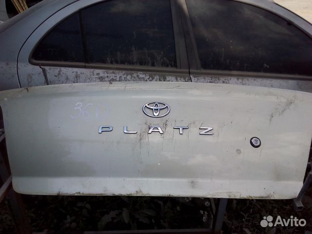 Крышка багажника на toyota platz SCP10