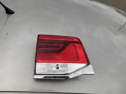 Фонарь левый внутренний Toyota Land Cruiser 200 20