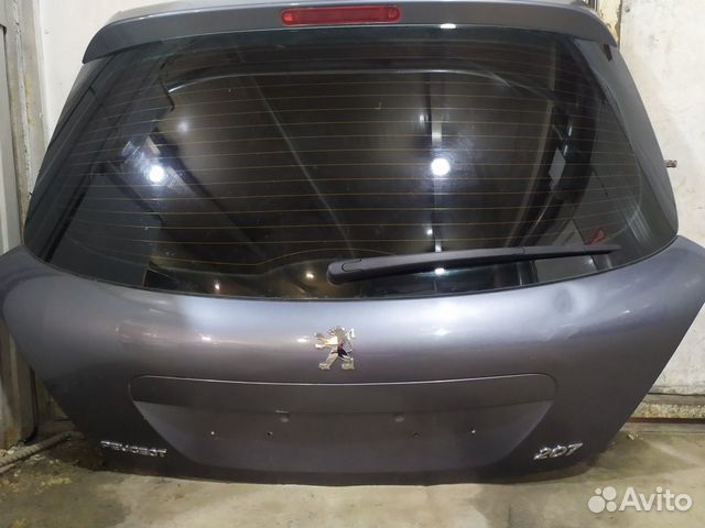 Peugeot 207 крышка багажника со стеклом