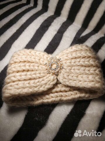 Повязка на голову вязаная