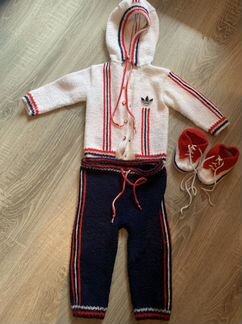 Вязанный костюм