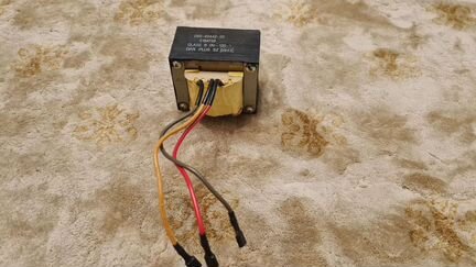 Трансформатор понижающий 220вольт - 12вольт