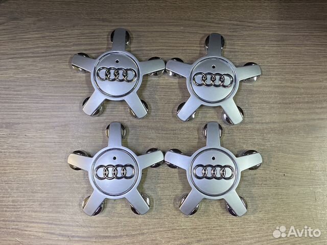 Заглушки Audi 4F0601165N