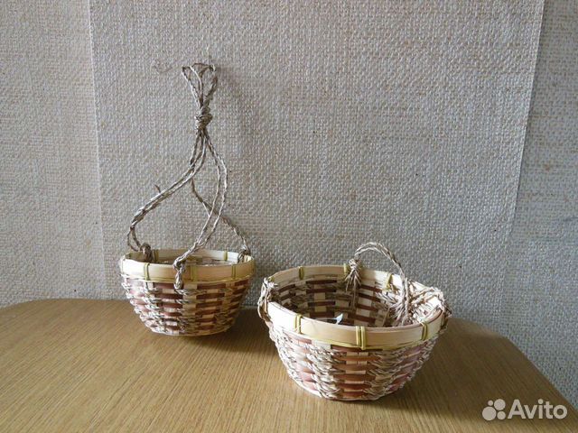 Два подвесных кашпо