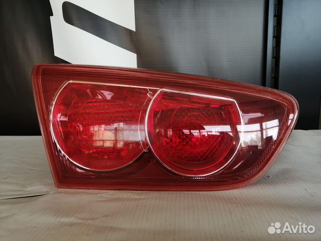 Фонарь левый mitsubishi lancer 2007) 8337A083