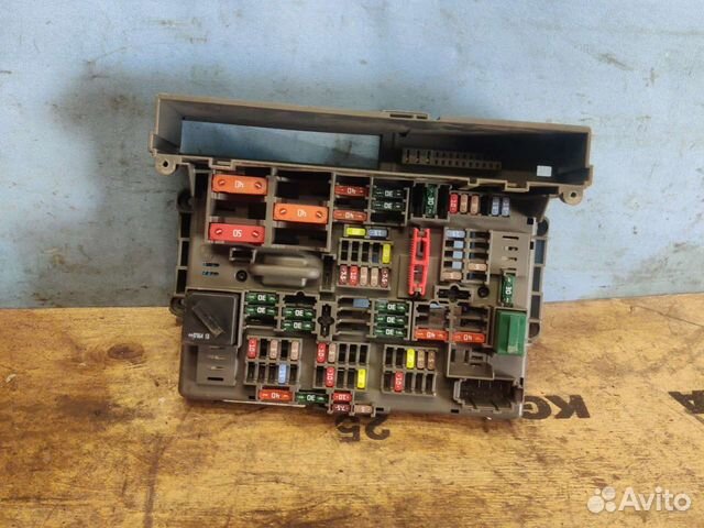 Блок предохранителей BMW E92