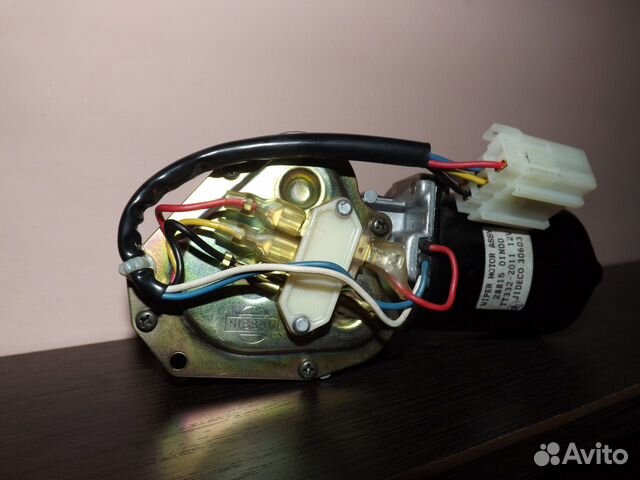 Мотор стеклоочистителя nissan