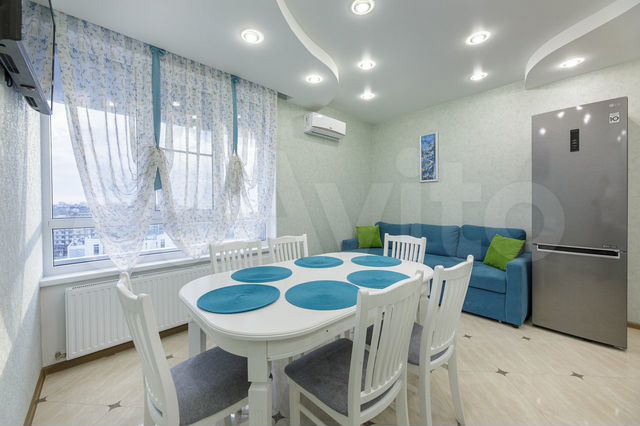 2-к. квартира, 76 м², 11/12 эт.
