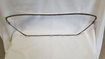 Молдинг решетки в бампер Ford Fiesta 2009-2012 г