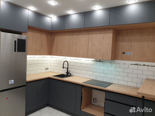 Замена столешниц, фасадов, ремонт кухонной мебели