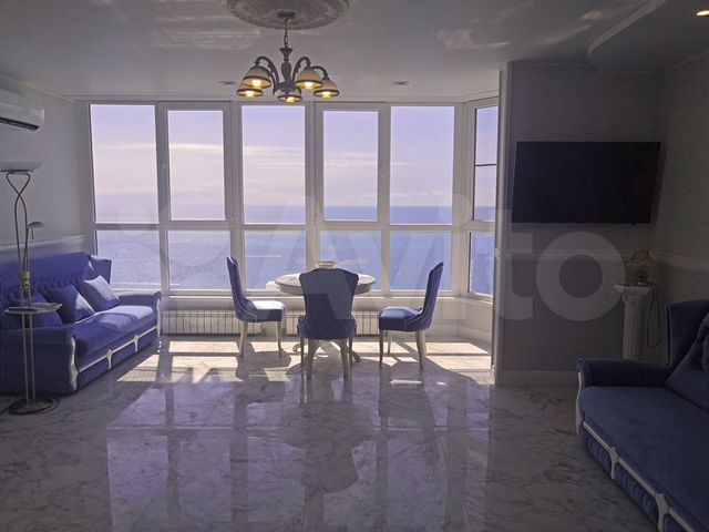 Квартира-студия, 45 м², 13/18 эт.