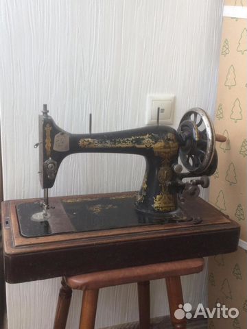 Швейная машина