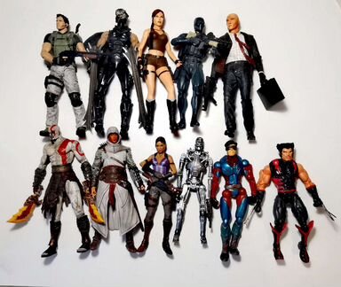 Neca figures, gears of war, toy biz, Resident evil