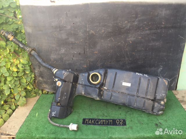 Бензобак ML w163
