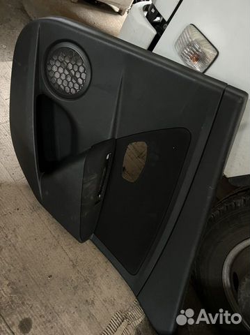 Обшивка двери Renault Megane 3